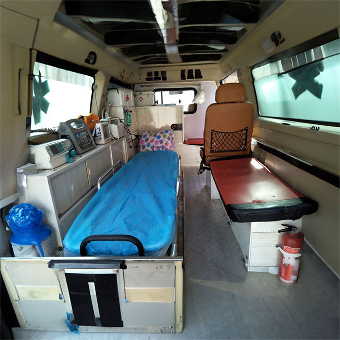 西宁私人救护车租赁收费