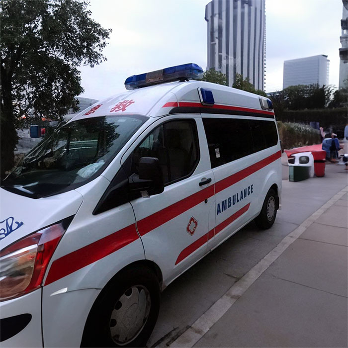 西宁急救车租赁