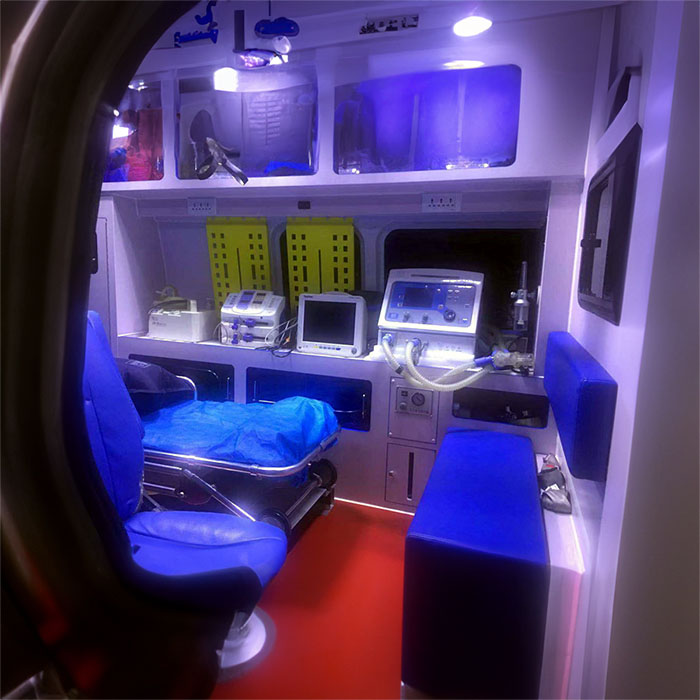 西宁出租急救车联系方式