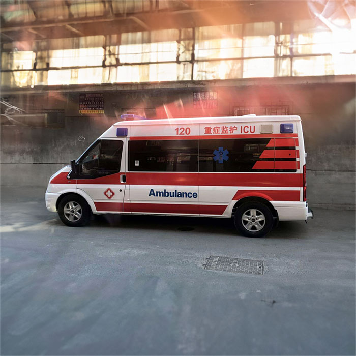 西宁救护车出租收费