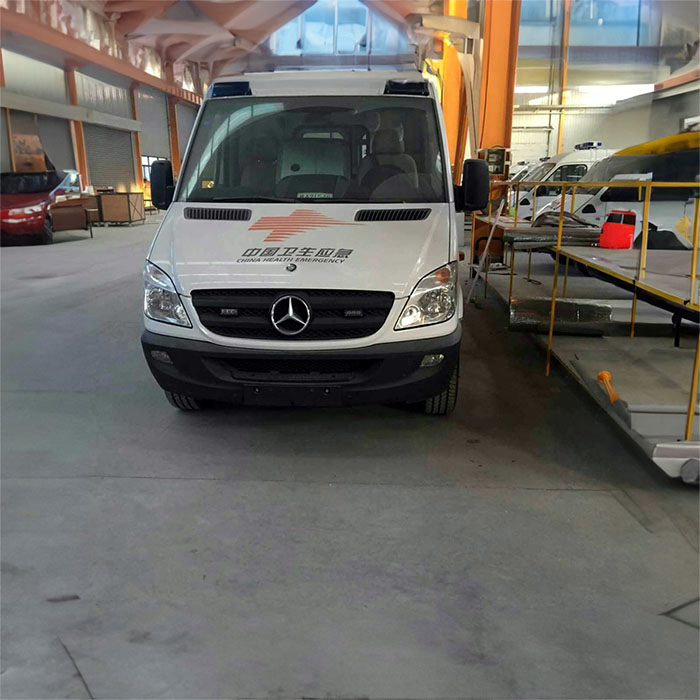 西宁急救车租赁