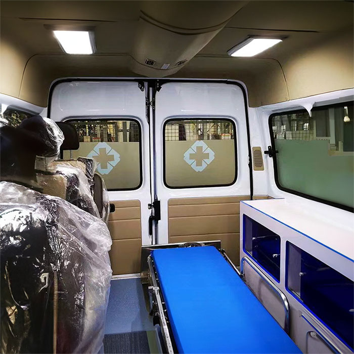 西宁急救车出租多少钱