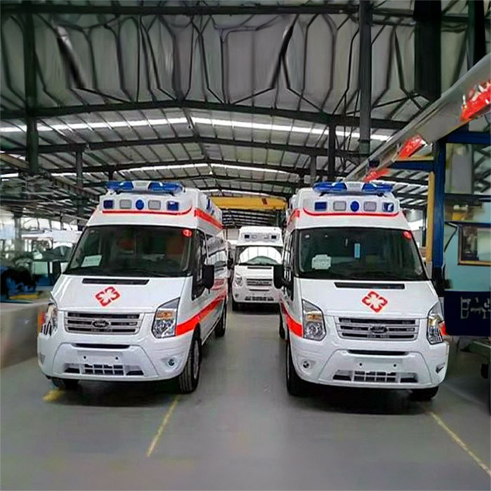 西宁租赁私人救护车电话