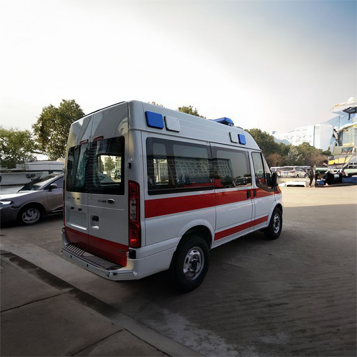 西宁救护车租车收费标准