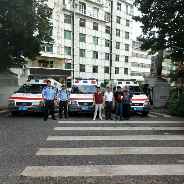 西宁救护车租车收费