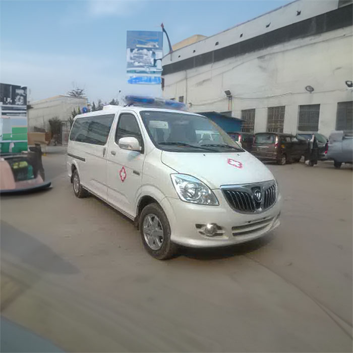 西宁急救车出租多少钱