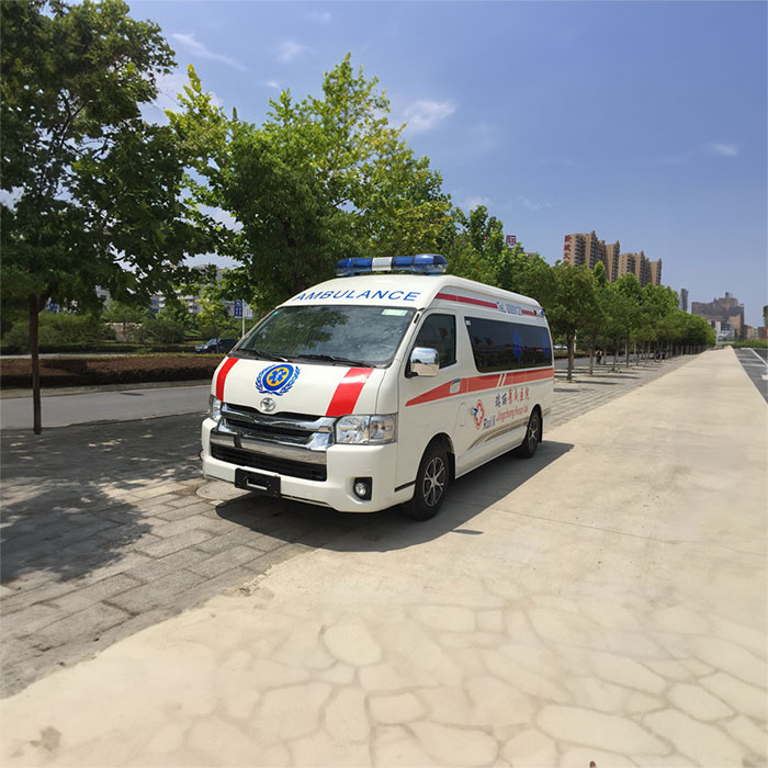 西宁救护车租赁收费