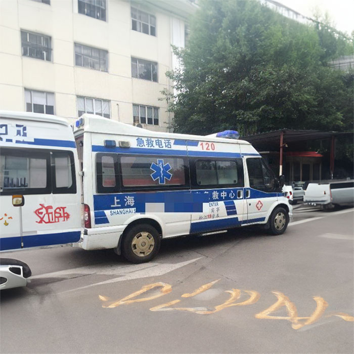 西宁租赁急救车电话号码