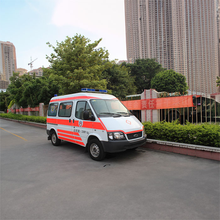 西宁救护车租赁联系方式