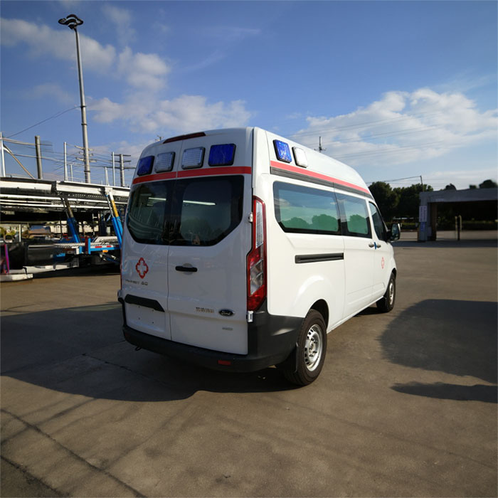 西宁救护车租车联系方式