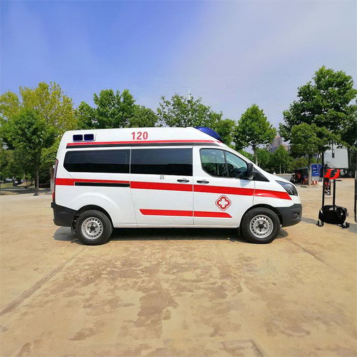 西宁出租救护车电话