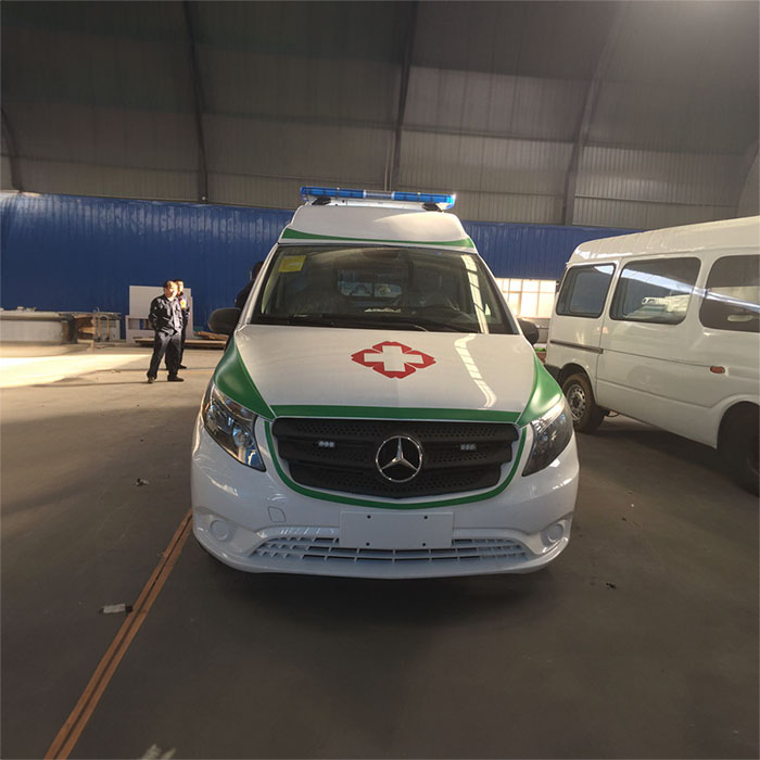 西宁私人救护车租赁电话