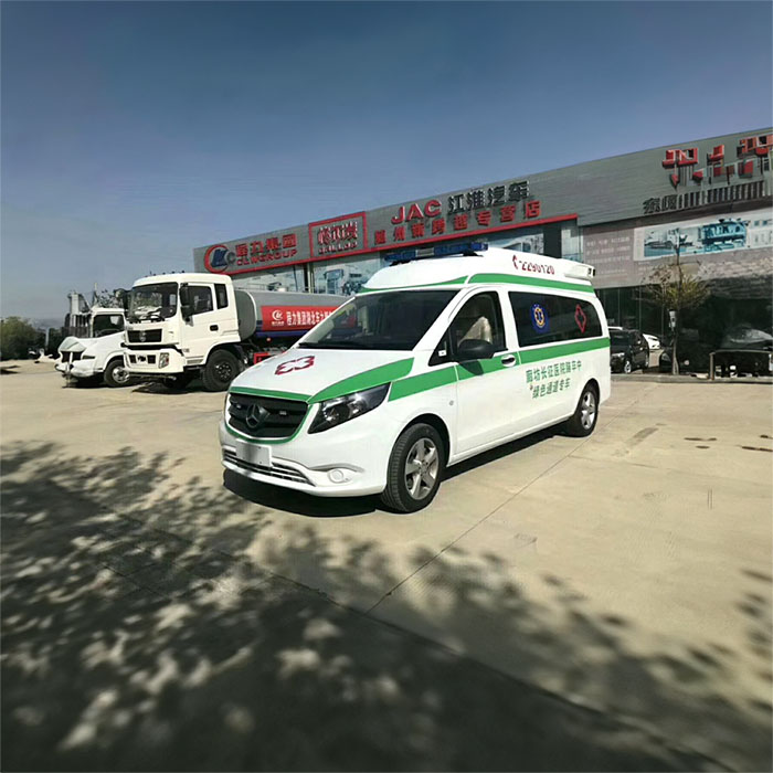 西宁救护车租赁电话