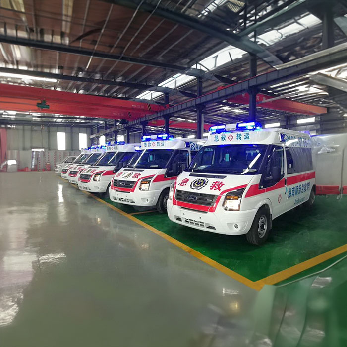 西宁救护车租赁联系电话