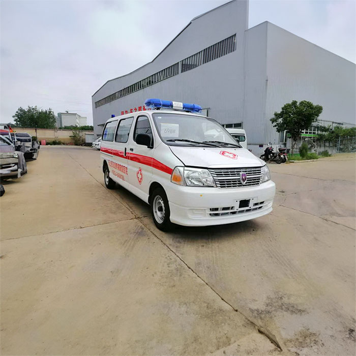 西宁出租急救车联系电话