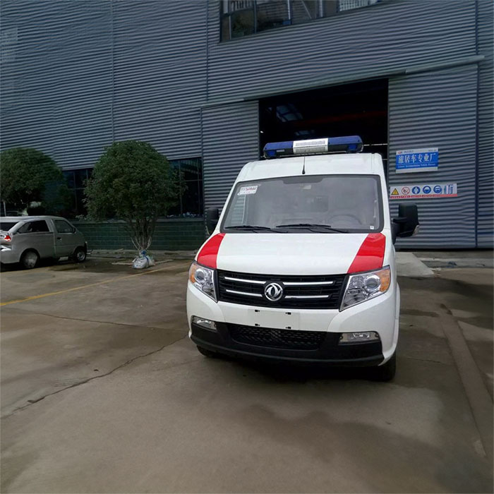 西宁出租私人救护车联系电话