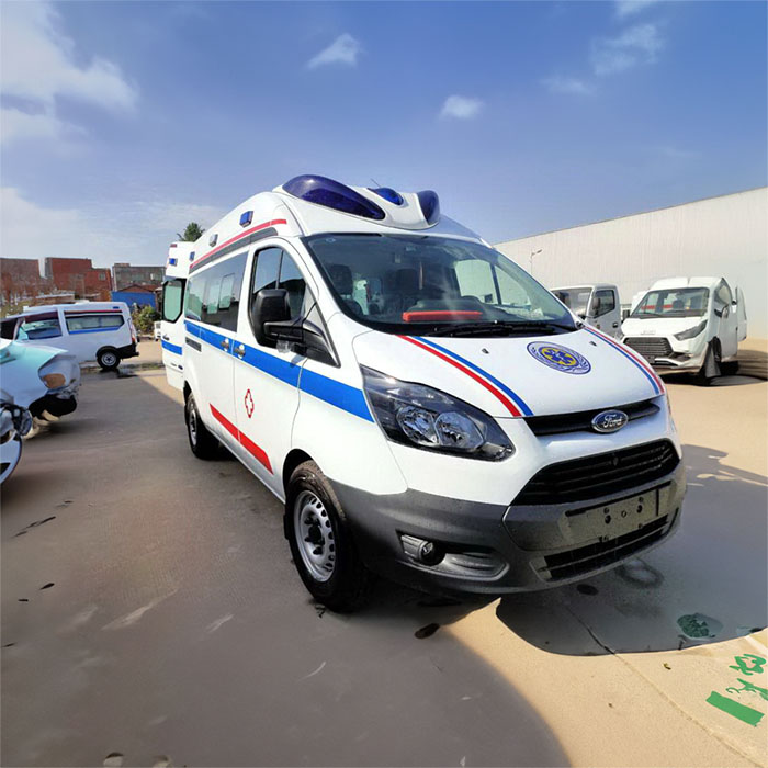 西宁救护车租赁联系方式