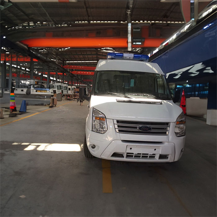 西宁救护车出租联系方式