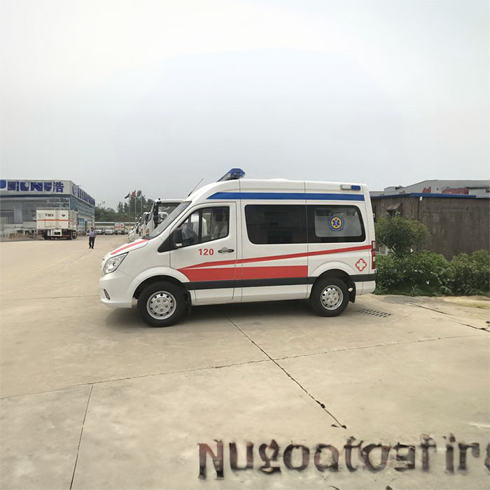 西宁救护车租赁费用