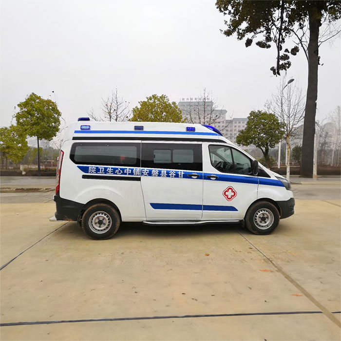 西宁租赁救护车联系电话