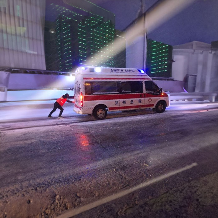 西宁租赁急救车联系电话