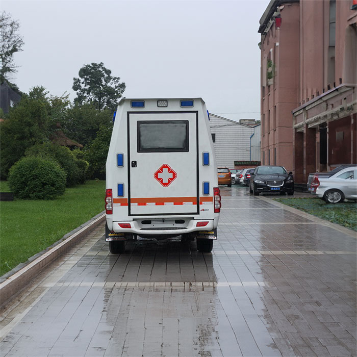 西宁出租私人救护车联系方式