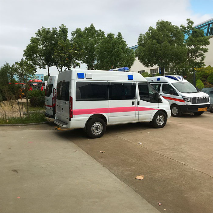 西宁急救车租车收费