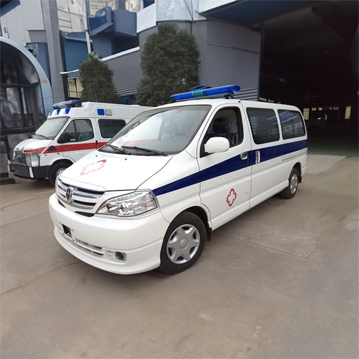 西宁救护车出租多少钱