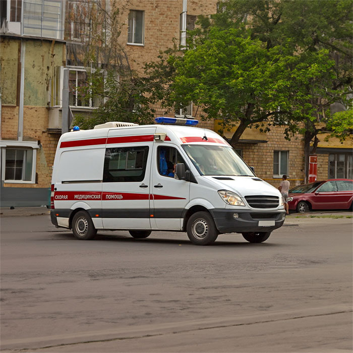 西宁出租急救车联系电话