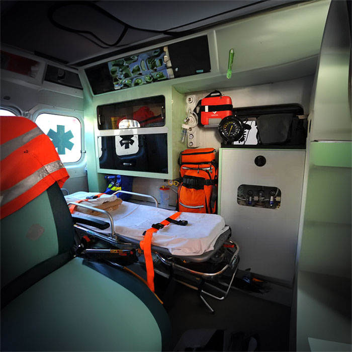 西宁私人救护车租赁