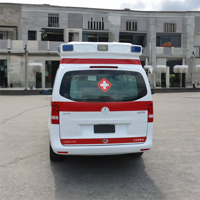 西宁私人救护车租车收费标准