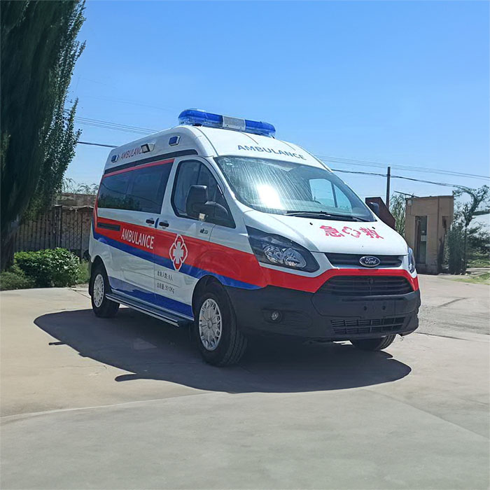 西宁私人救护车出租收费