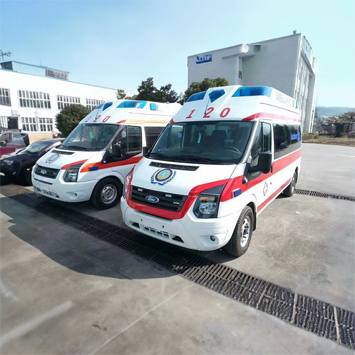 西宁救护车出租收费