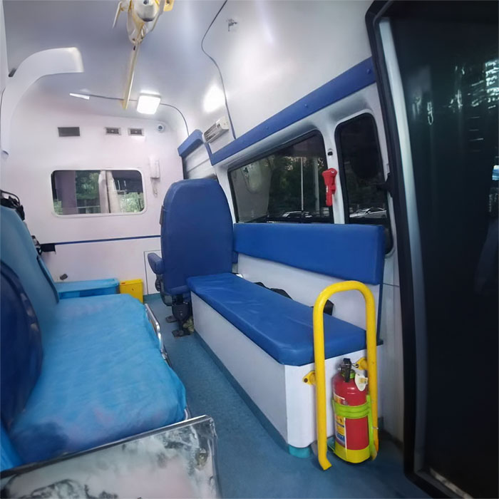 西宁出租急救车电话