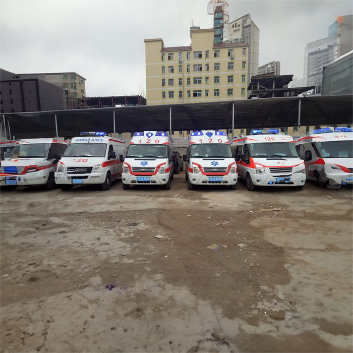 西宁私人救护车租赁费用