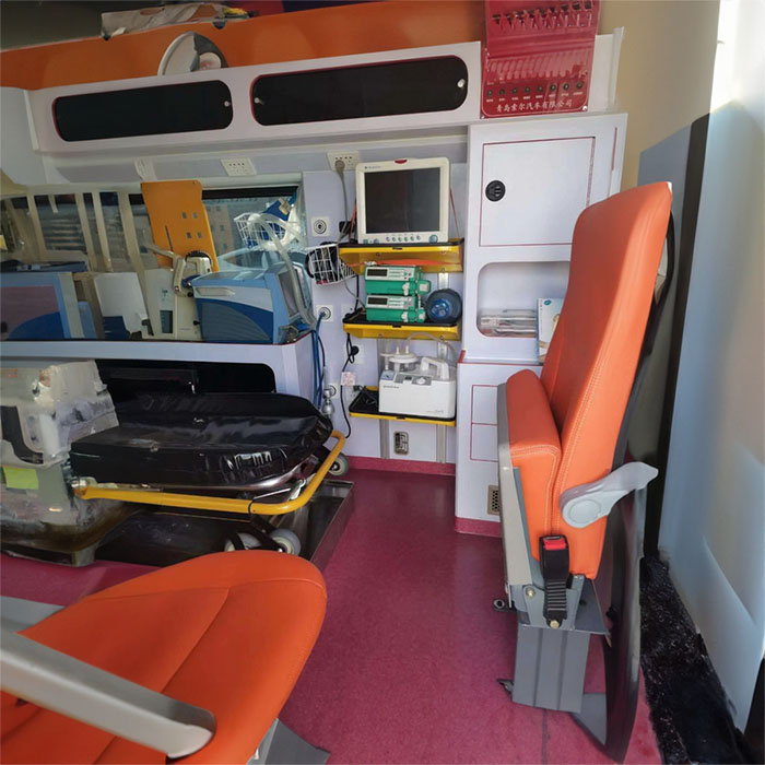 西宁私人救护车租车费用