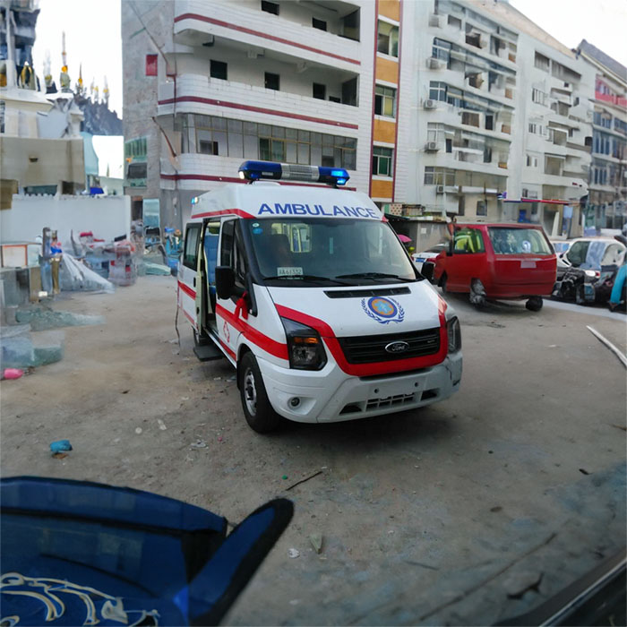 西宁急救车租车联系电话