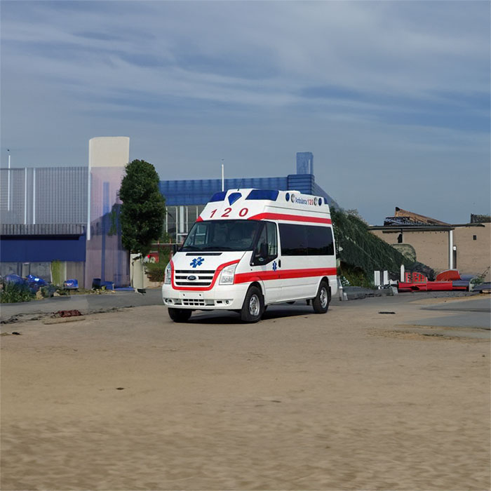 西宁租赁救护车联系电话