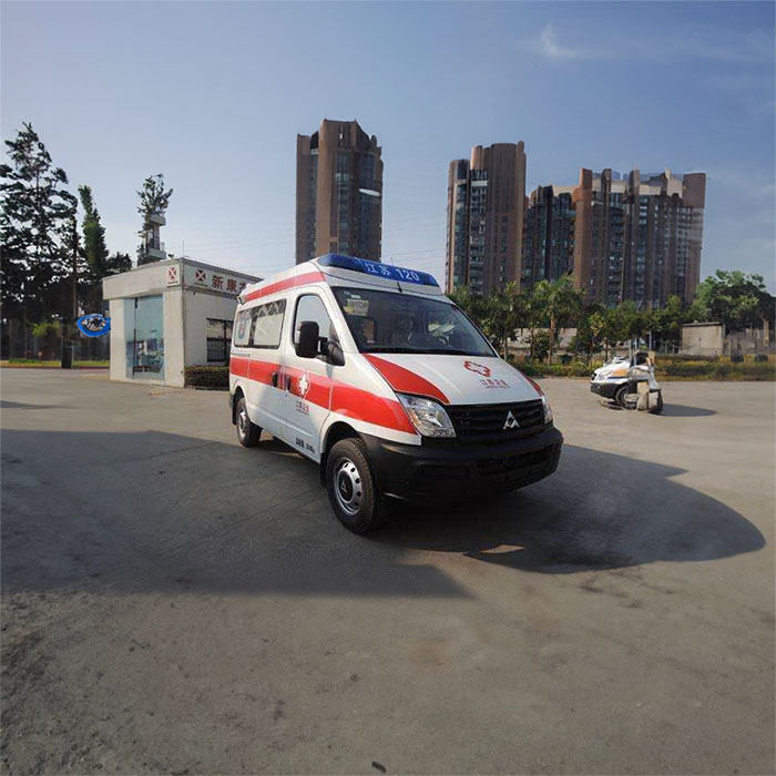 西宁私人救护车租赁收费标准