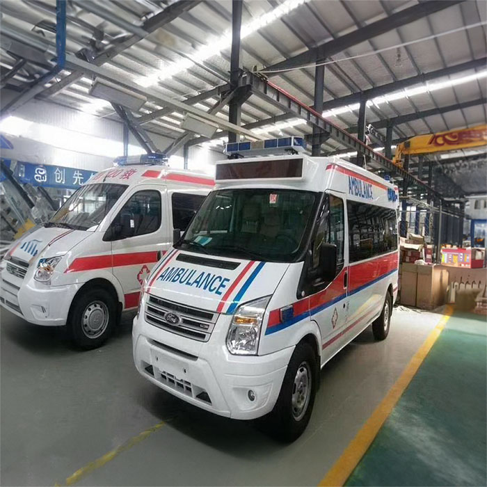 西宁私人救护车出租电话