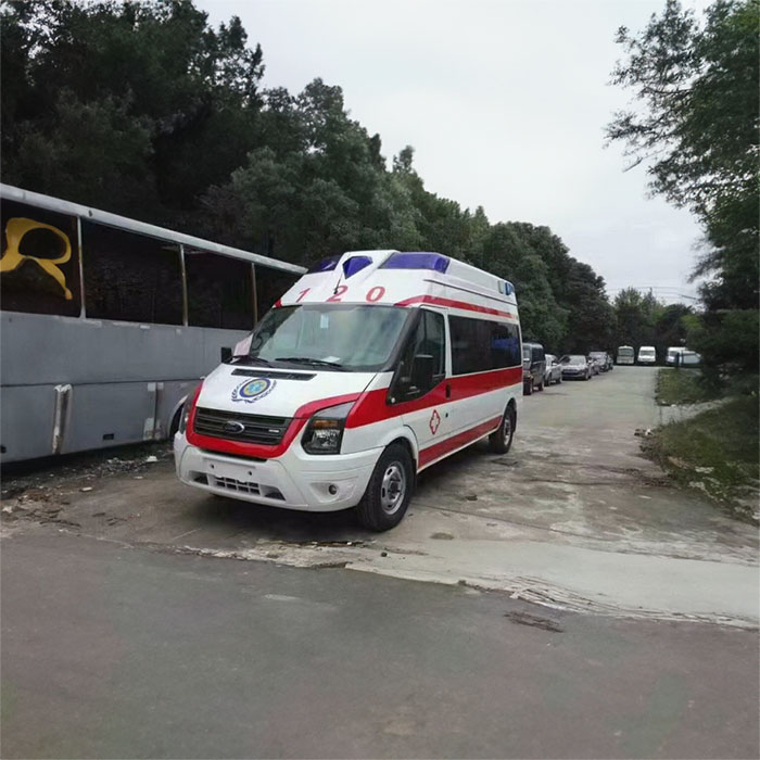 西宁救护车租车联系方式