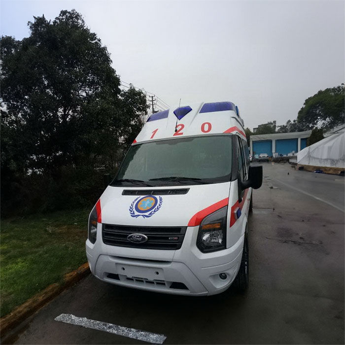 西宁私人救护车租车收费