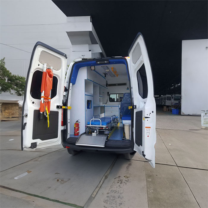 西宁私人救护车租赁电话号码