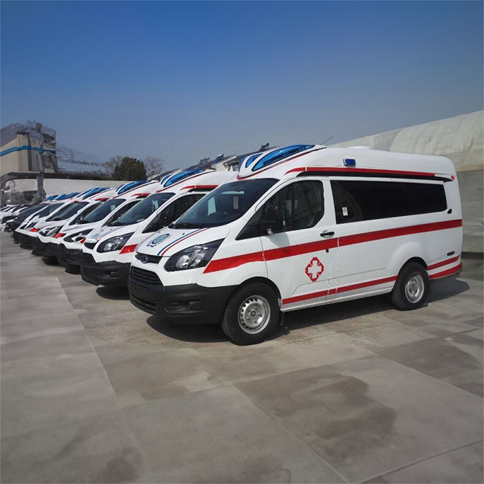 西宁私人救护车租车电话