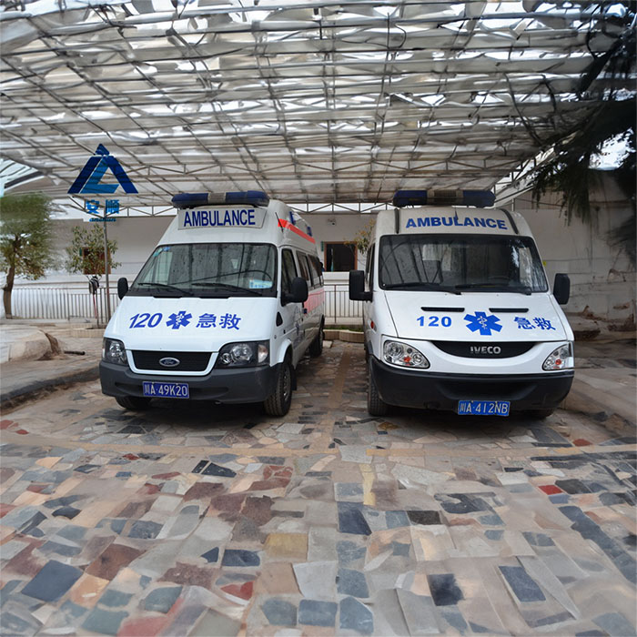西宁出租急救车电话号码