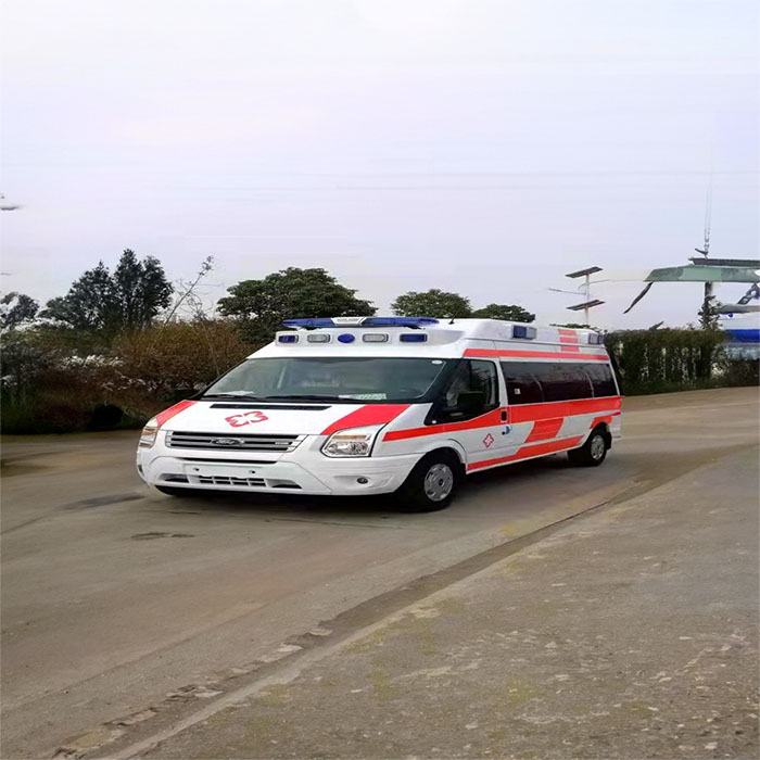 西宁租赁救护车电话