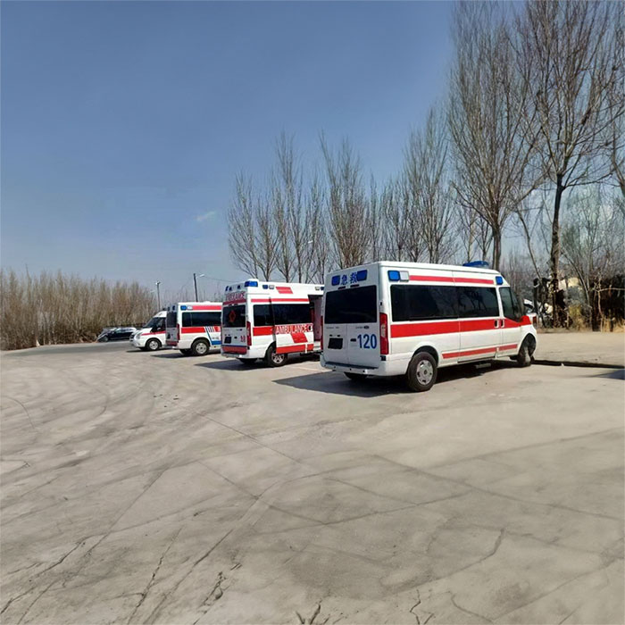 西宁私人救护车出租联系电话