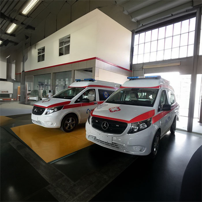 西宁私人救护车租赁多少钱