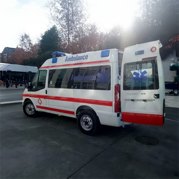 西宁私人救护车租车联系电话