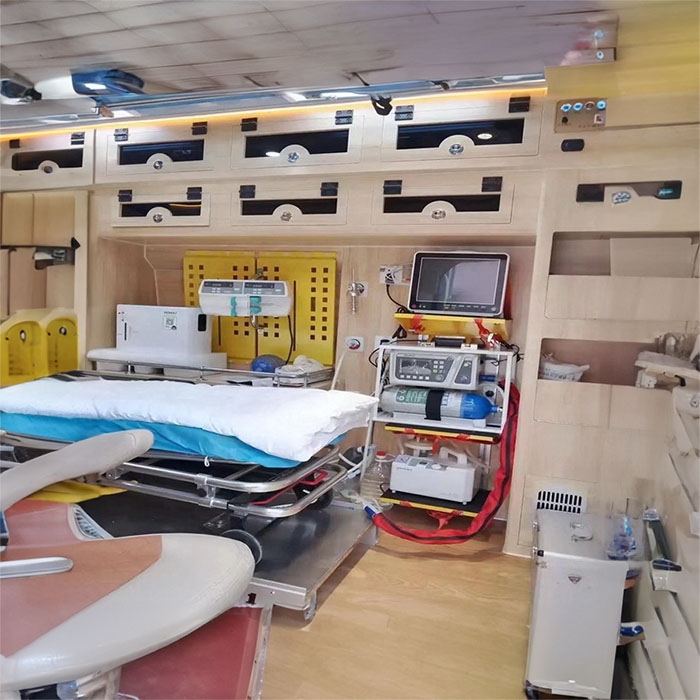 西宁救护车出租联系方式